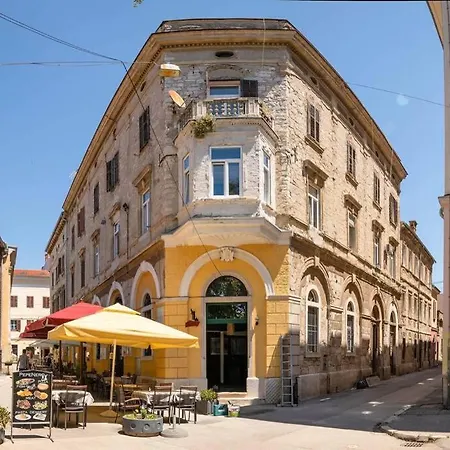 Dante Paradiso Pula Exterior photo