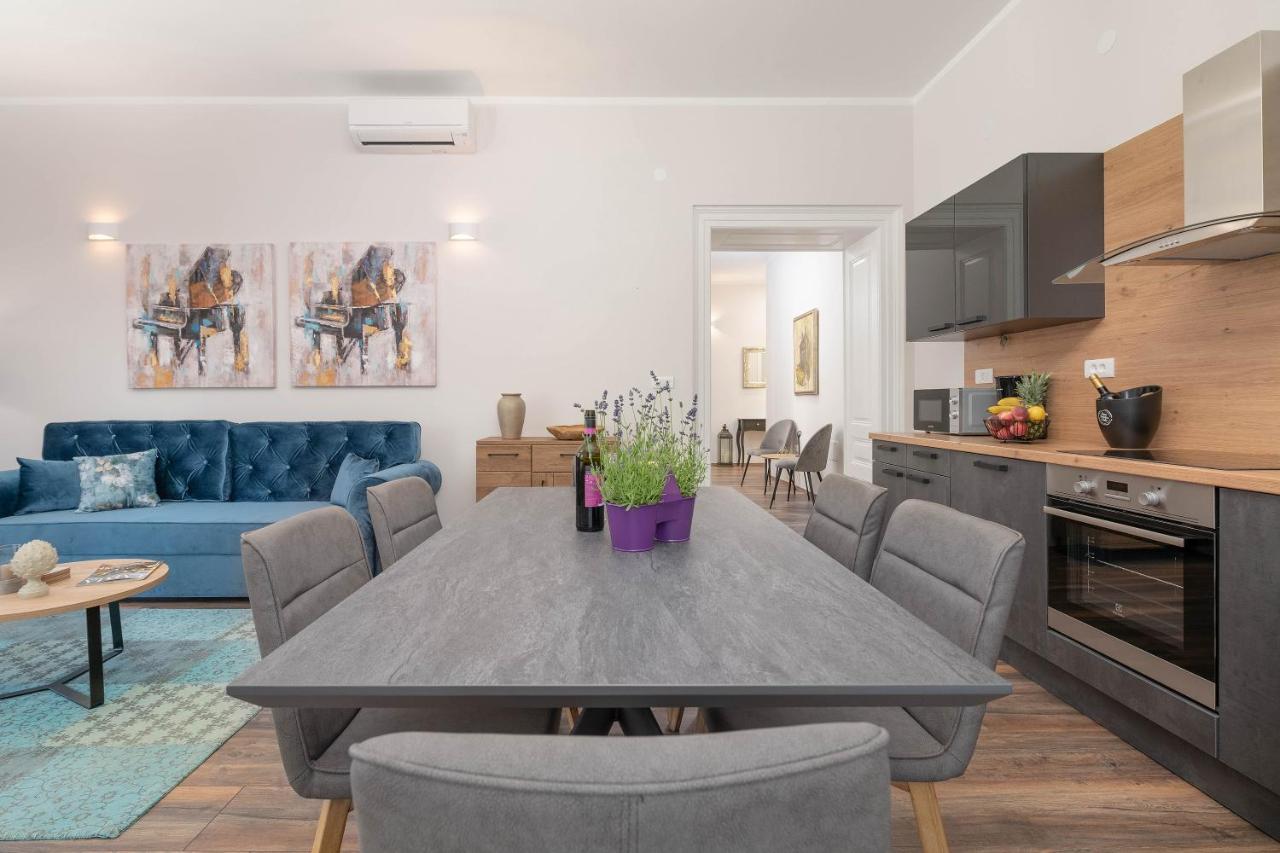 Dante Paradiso Apartment